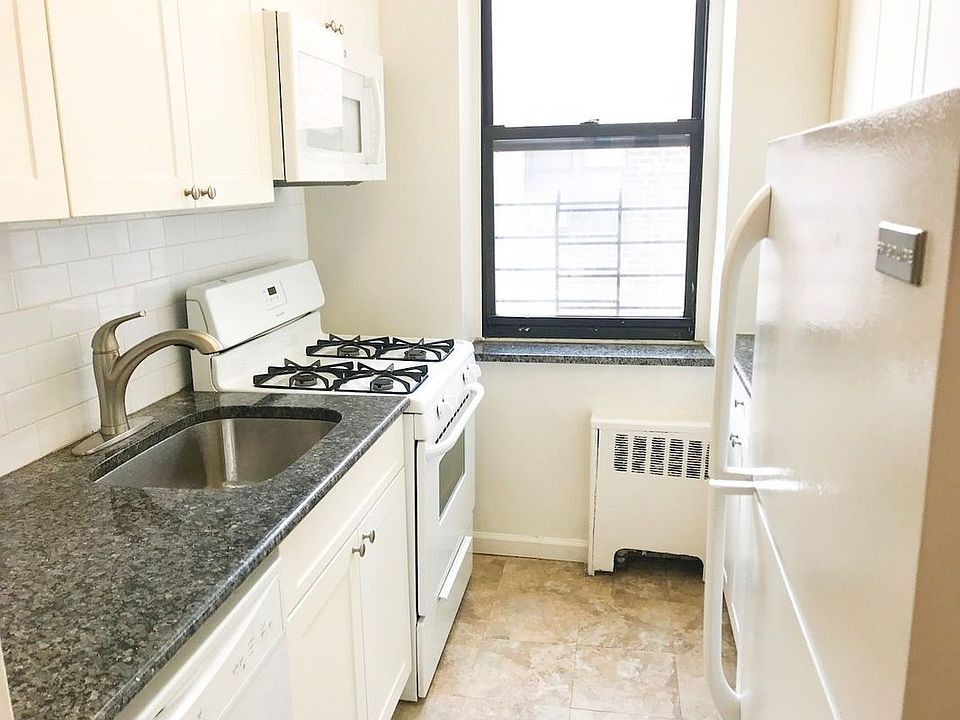 1st image of 9324 Queens Blvd #7F