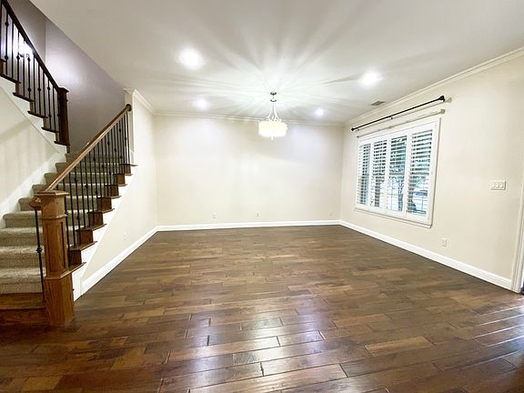 2nd image of 10551 Steinbeck Ln