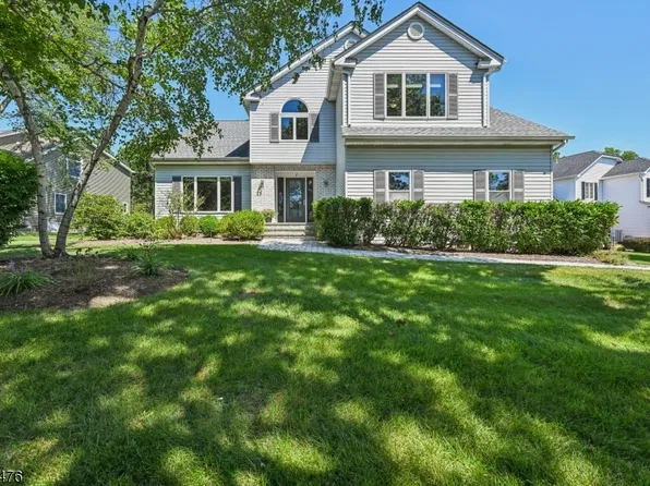 15 Steeple Chase Ct, Bedminster Twp., NJ 07921