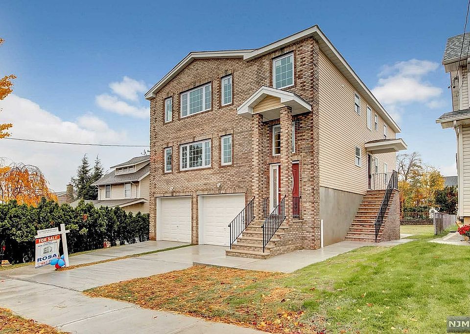 2nd image of 35 Laurel Ave