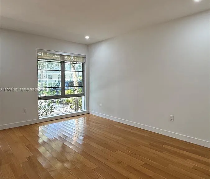 2031 N Meridian Ave #4 — Photo 3