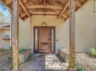 9084 Ravena Rd, Tallahassee, FL 32309