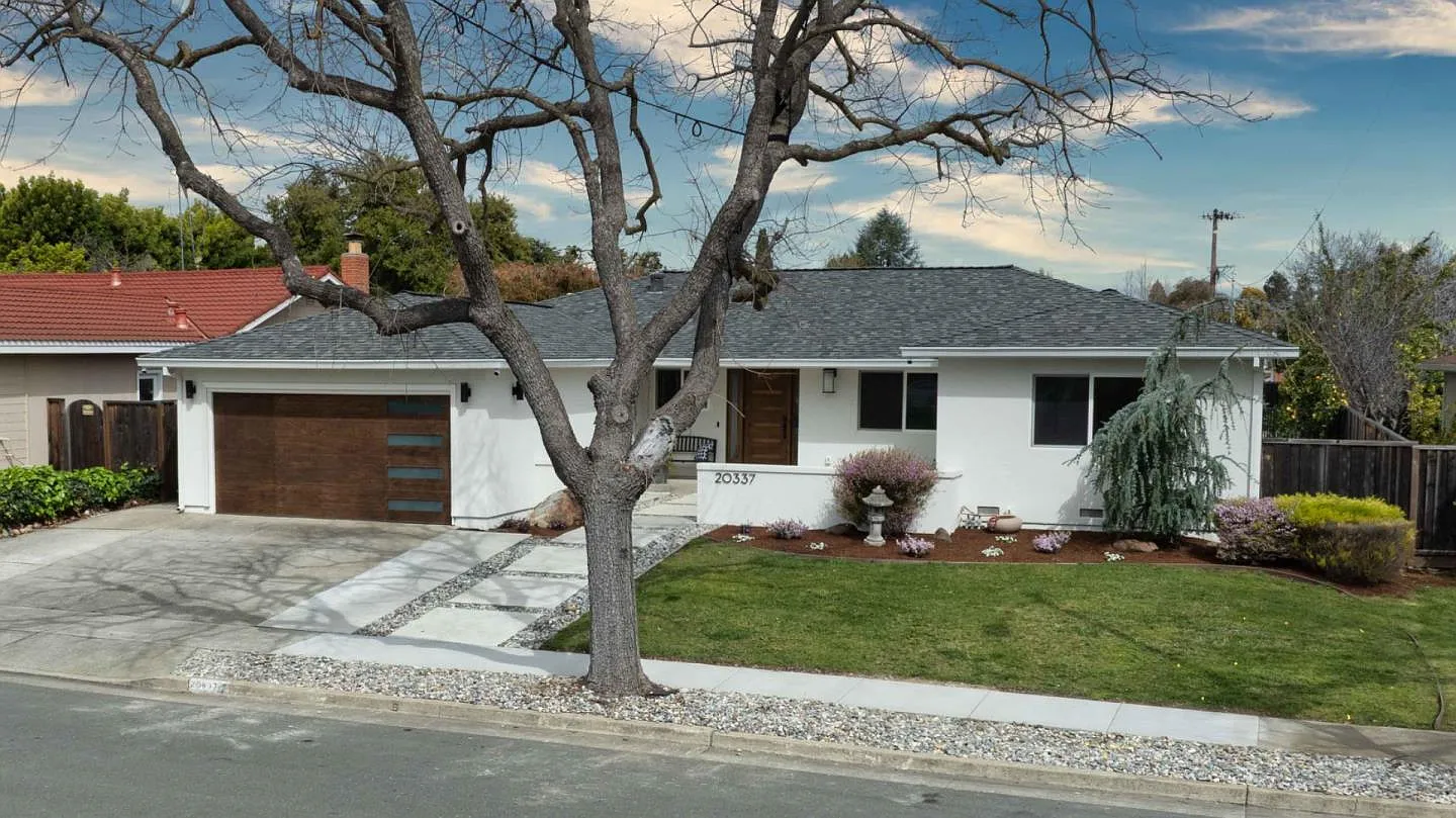 20337 Clay St photo 1