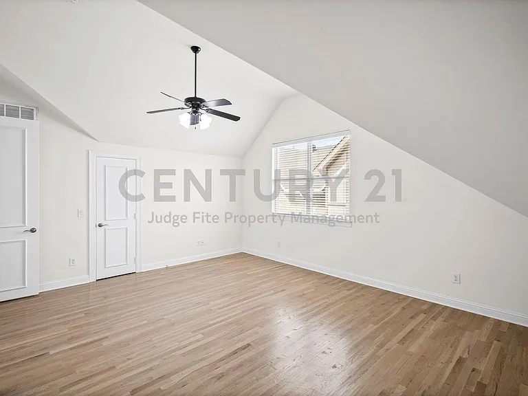 4144 Grassmere Ln #4 — Photo 17