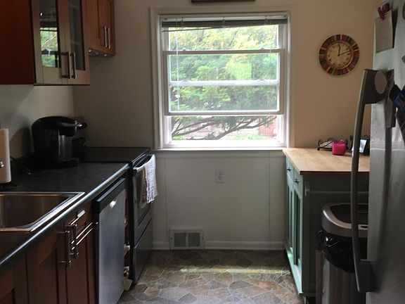 2nd image of 111 Oakdale St