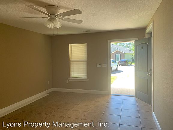 5th image of 4101 Mulligan Manor Ln Unit A