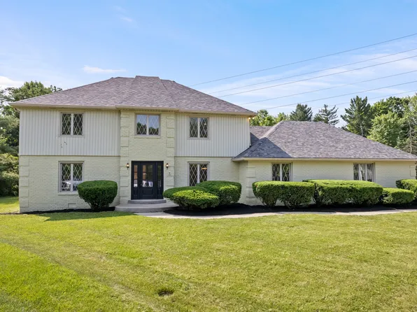 9205 Selkirk Ct, Indianapolis, IN 46260
