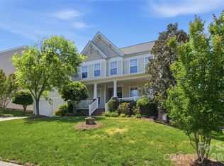 7816 Whisperingwood Dr, Harrisburg, NC 28075