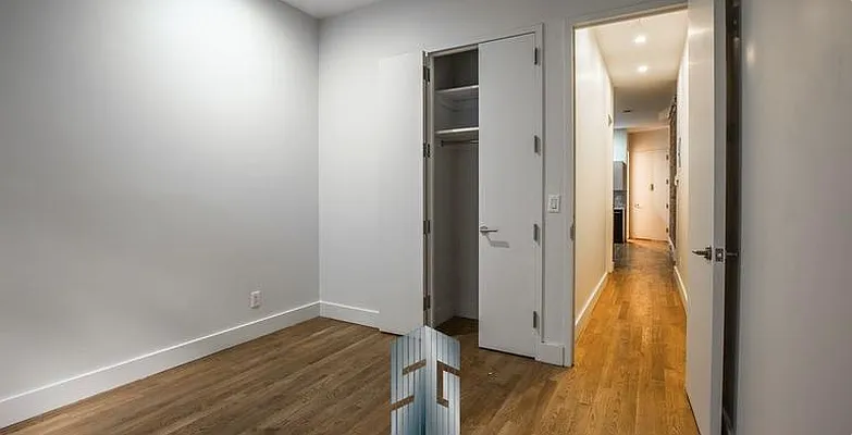 Rented by Skyline Group Real Estate | media 64