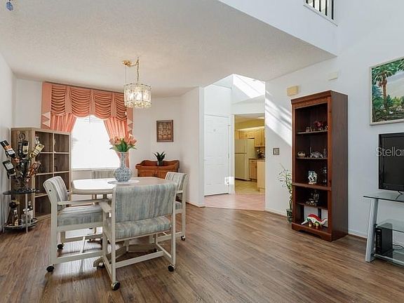 5th image of 10429 La Mirage Ct