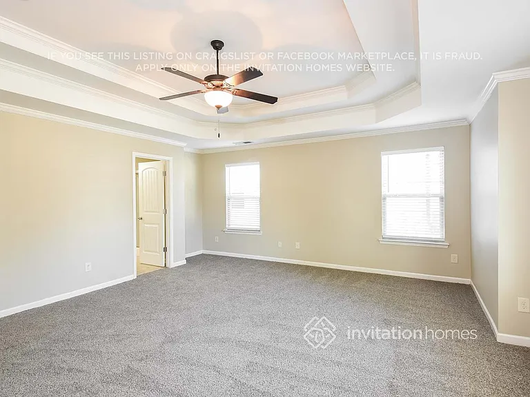 526 Crestmont Ln — Photo 8
