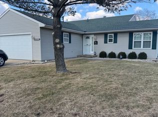 3206 Sharon Dr, Champaign, IL