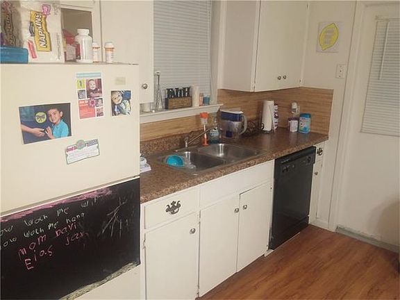 4th image of 1208 Westcott Dr