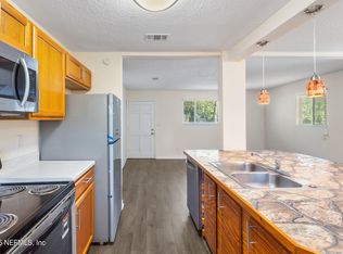 6812 Goldilocks Ln, Jacksonville, FL 32210