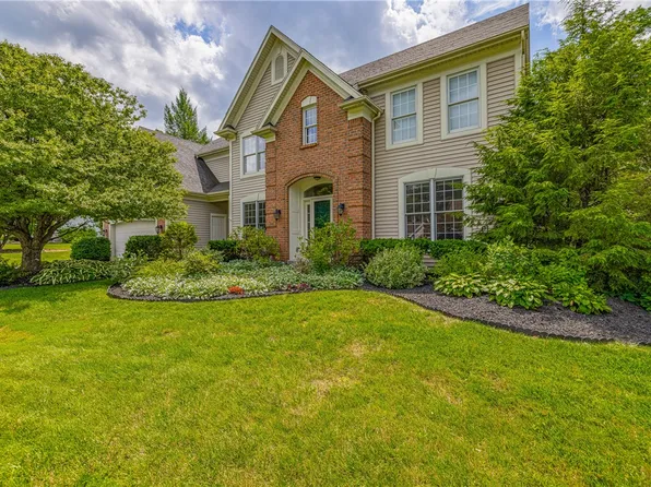 3 Misty Meadow Way, Fairport, NY 14450