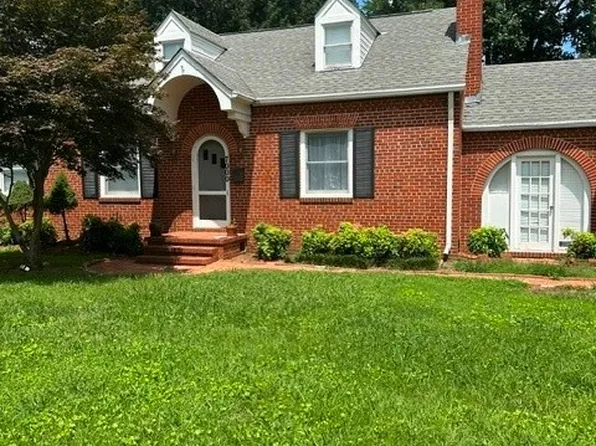 7000 Monument Ave, Richmond, VA 23226