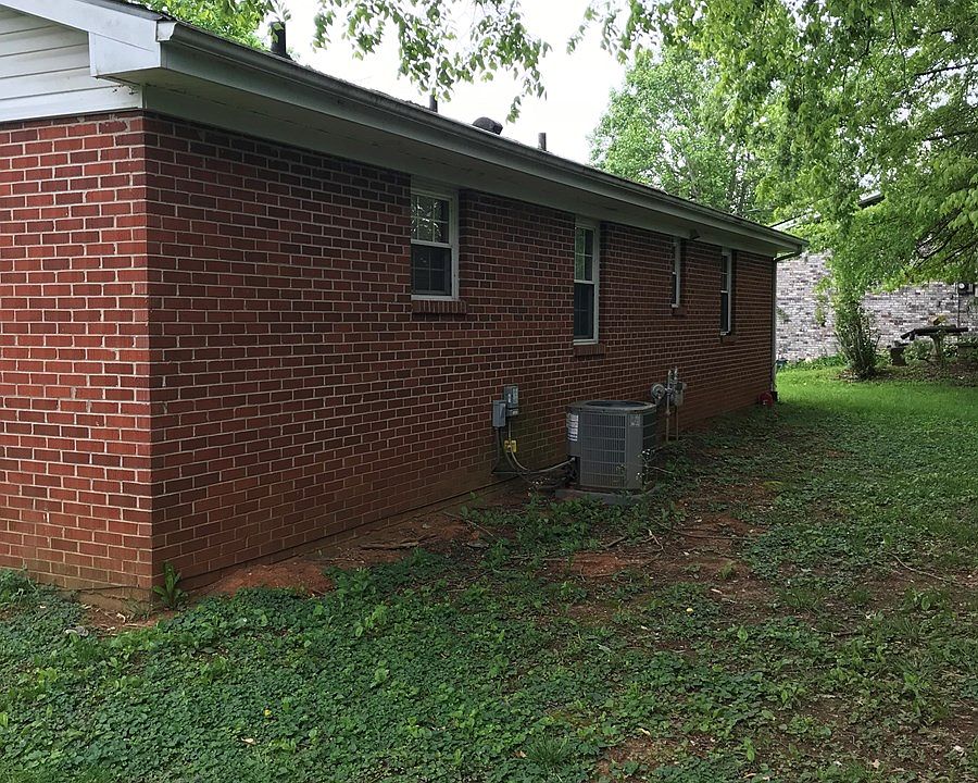 2nd image of 197 Johnstan St