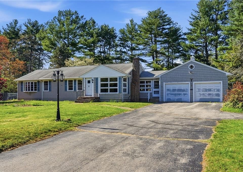 1st image of 330 Harkney Hill Rd