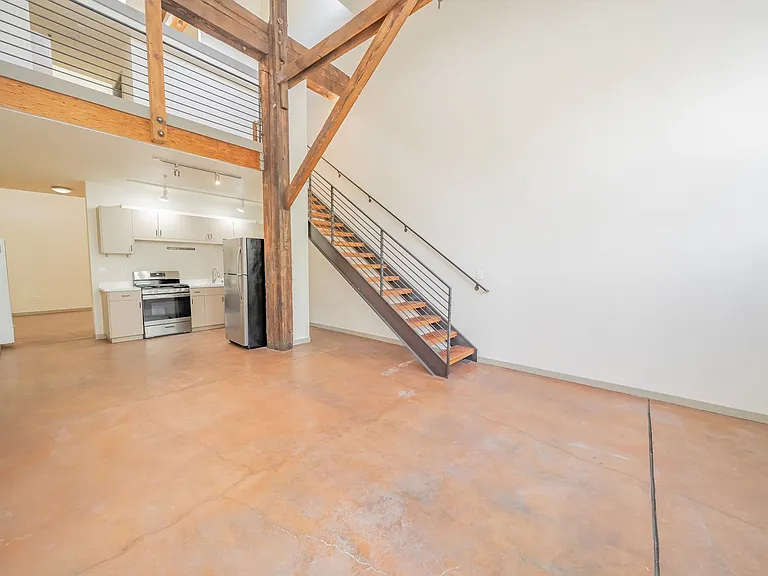 Boathouse Lofts — Photo 3