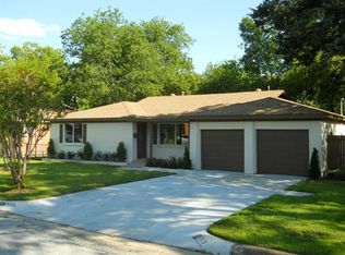 6113 Costen Ln, Fort Worth, TX 76114