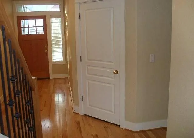 3 bed, 2.5 bath, 2076 sqft, $2,690 — Photo 4