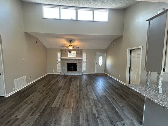 4th image of 4360 E Brandon Dr NE