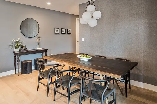 Sold by MNS | media 37