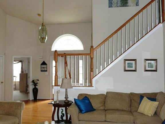 5th image of 533 Cross Creek Ct