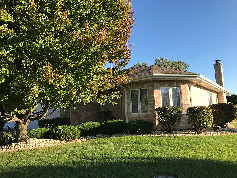 1st image of 10835 Donna Ln #21