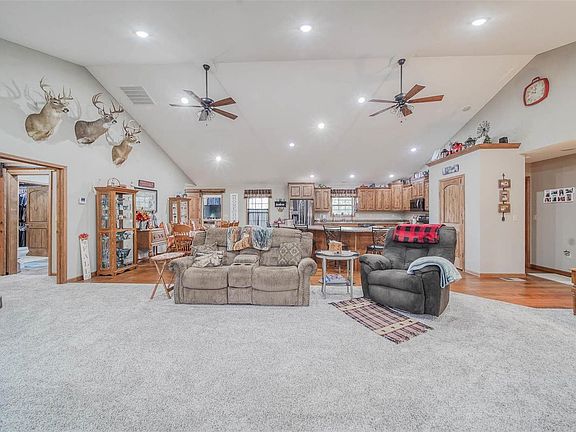 4th image of 431 County Road 3040