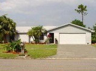 108 Park Rd N, Royal Palm Beach, FL 33411