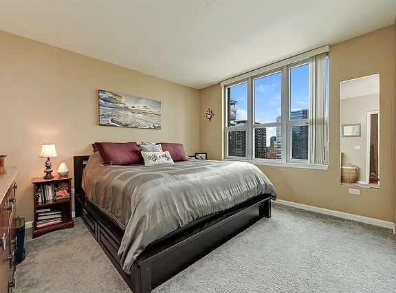 5th image of 125 S Jefferson St #1610