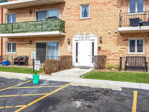 2nd image of 9430 Greenbriar Dr APT 2H