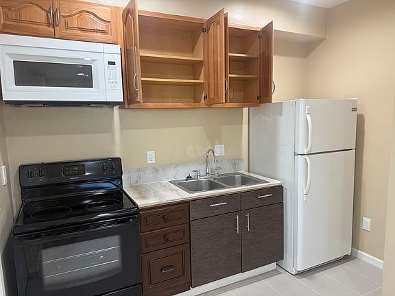 5th image of 5467 Dorothy Dr