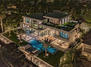 725 SE Poinciana Dr, Fort Lauderdale, FL 33301