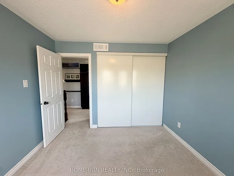 114 Glendore St — Photo 35