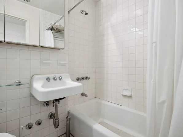 166 West 76th Street image 7 of 13