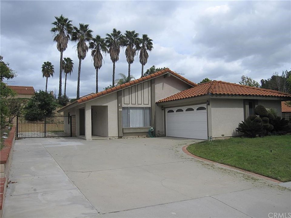 1st image of 644 Bonnie Claire Dr