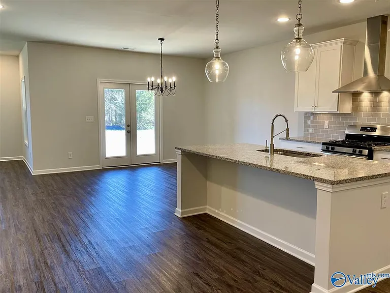 7305 Kendama Ct — Photo 8