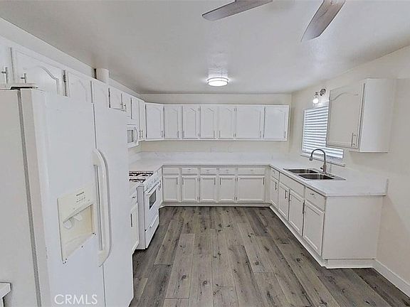 4th image of 1201 S Douglas St