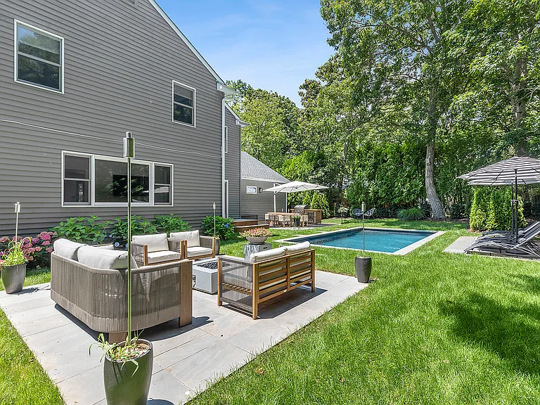 66 Knoll Rd — Photo 8