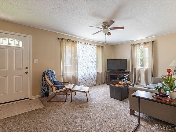 5th image of 2801 Harvey Ave