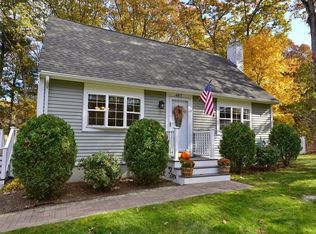 487 Pond St, Franklin, MA 02038