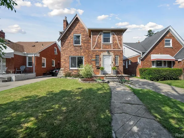 9348 Courville St, Detroit, MI 48224