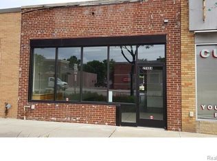 29484 Ford Rd, Garden City, MI 48135