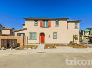 29461 White Ash Ct, Winchester, CA 92596
