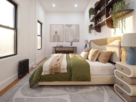 3rd image of 403 E 69th St #1RS