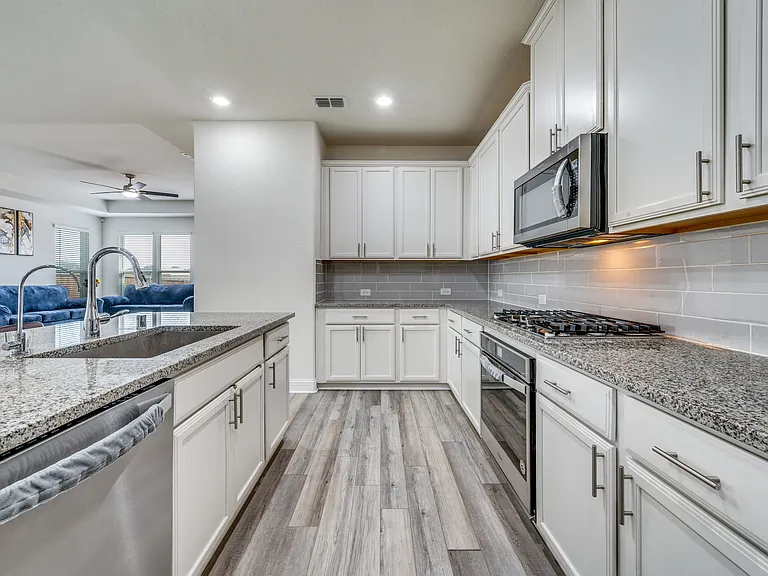 4128 Wood River Trl — Photo 16