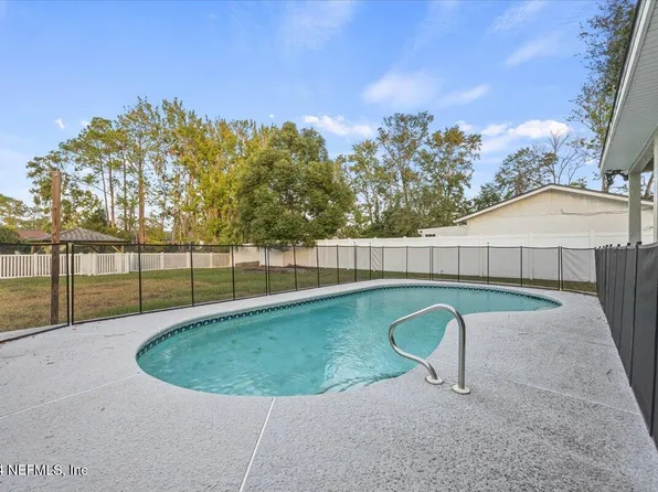 11585 LAKE RIDE Drive, Jacksonville, FL 32223