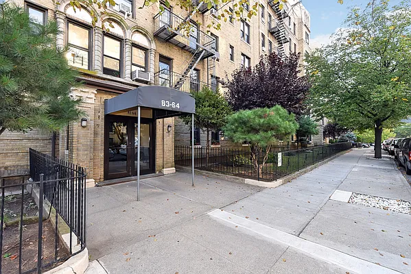 Sold by Better Homes & Gardens FH Realty | media 5